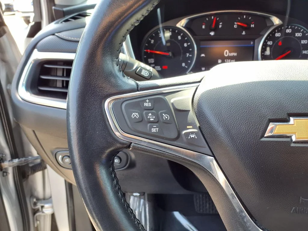 Used 2020 Silver Chevrolet Premier image 17