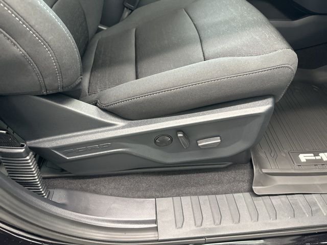 New 2026 Agate Black Metallic Ford XLT image 48