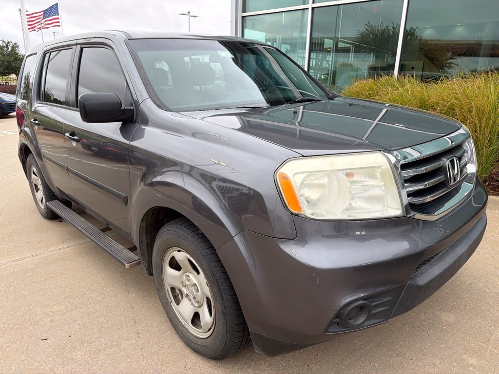 Used 2015  Honda LX image 6