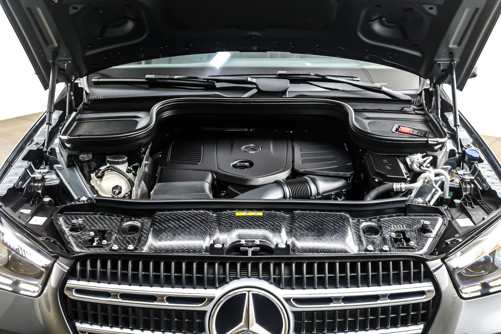 2025 Mercedes-Benz GLE GLE450E - Photo 30