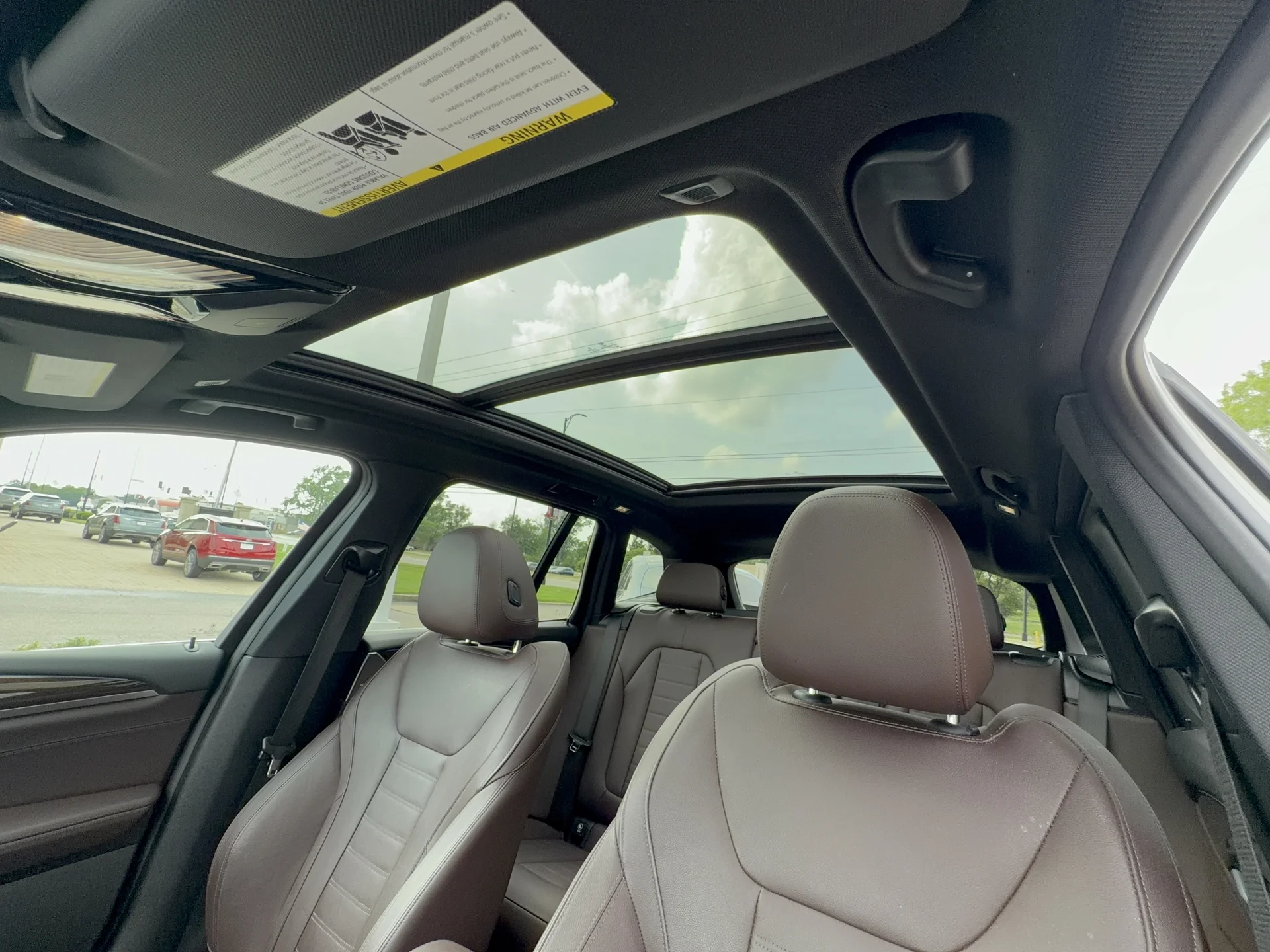 Used 2022 MINERAL WHITE BMW xDrive30i image 22