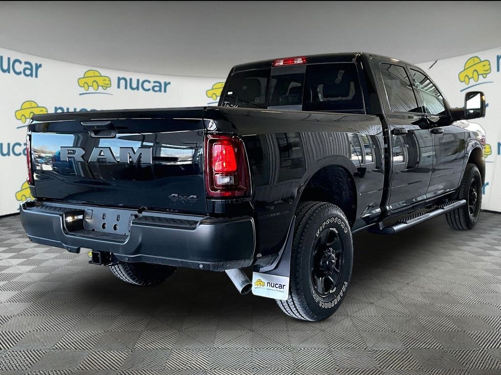 New 2026 Diamond Black Crystal Pearl-Coat Exterior Paint RAM Tradesman image 7