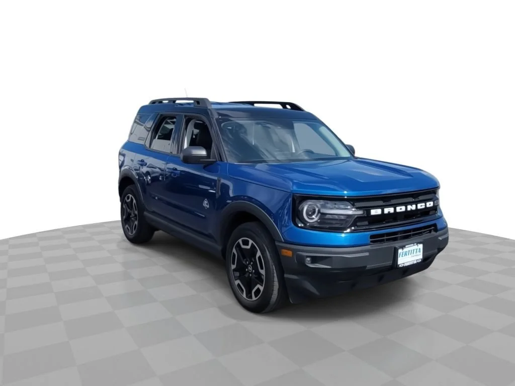 Used 2024 Blue Ford Outer Banks image 2
