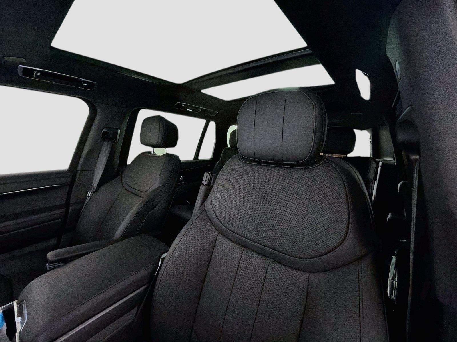 2026 Land Rover Range Rover SE - Photo 21