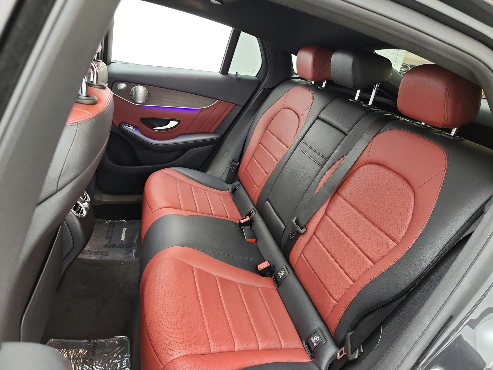 Used 2020 Graphite Grey Metallic Mercedes-Benz GLC 300 4MATIC® Coupe image 16