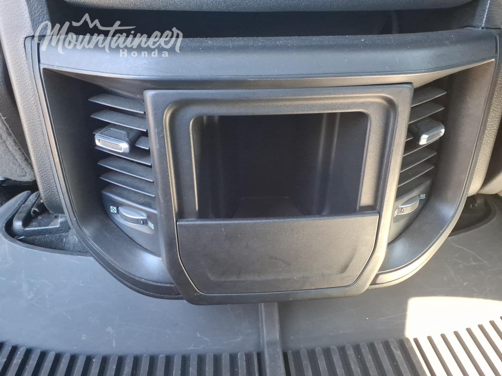 Used 2023 Billet Silver Metallic Clearcoat Ram Big Horn image 30