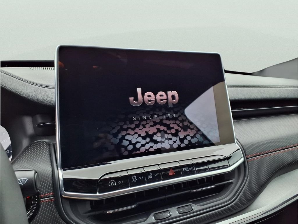 2025 Jeep Compass Trailhawk - Photo 10