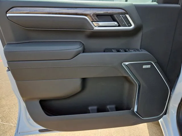 2026 Chevrolet Silverado 1500 LTZ - Photo 16