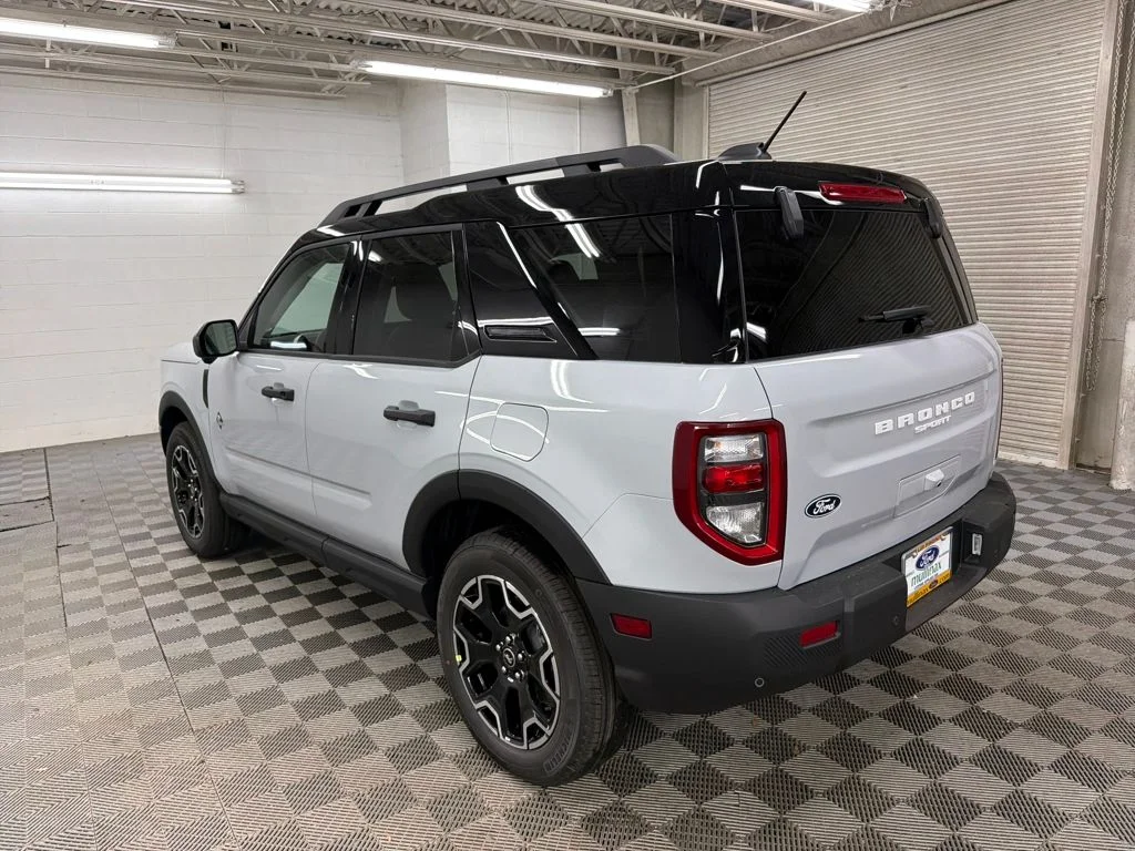 New 2026 White Ford Outer Banks image 10