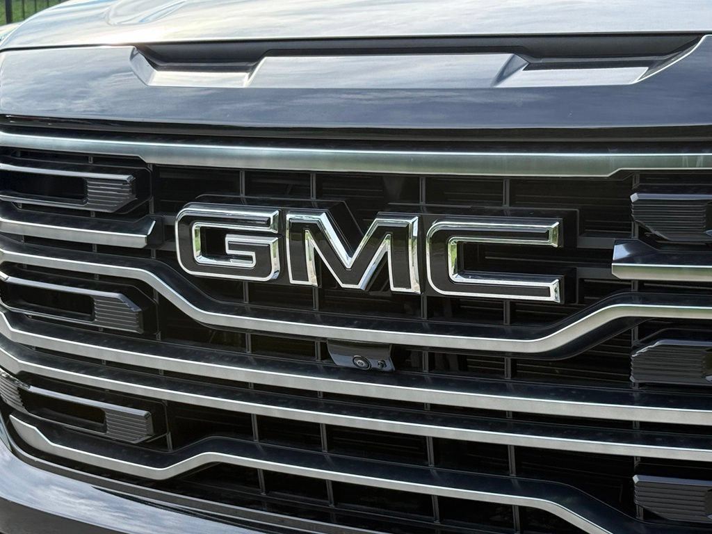 New 2026 Onyx Black GMC AT4 image 7