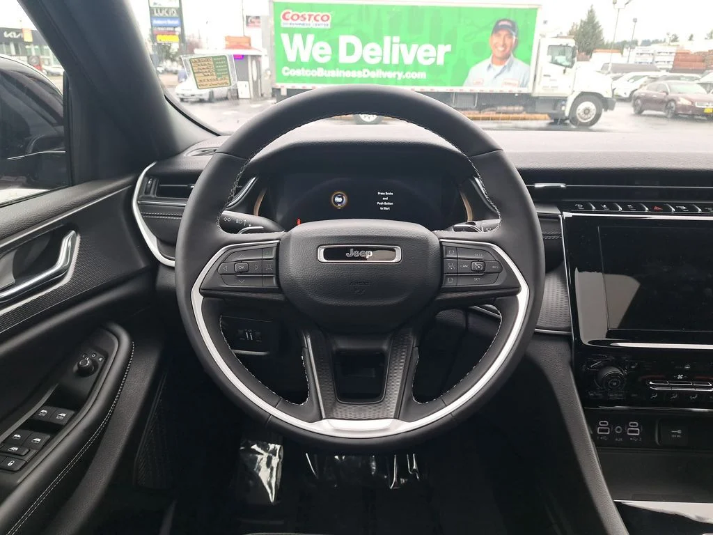 2025 Jeep Grand Cherokee Altitude - Photo 22