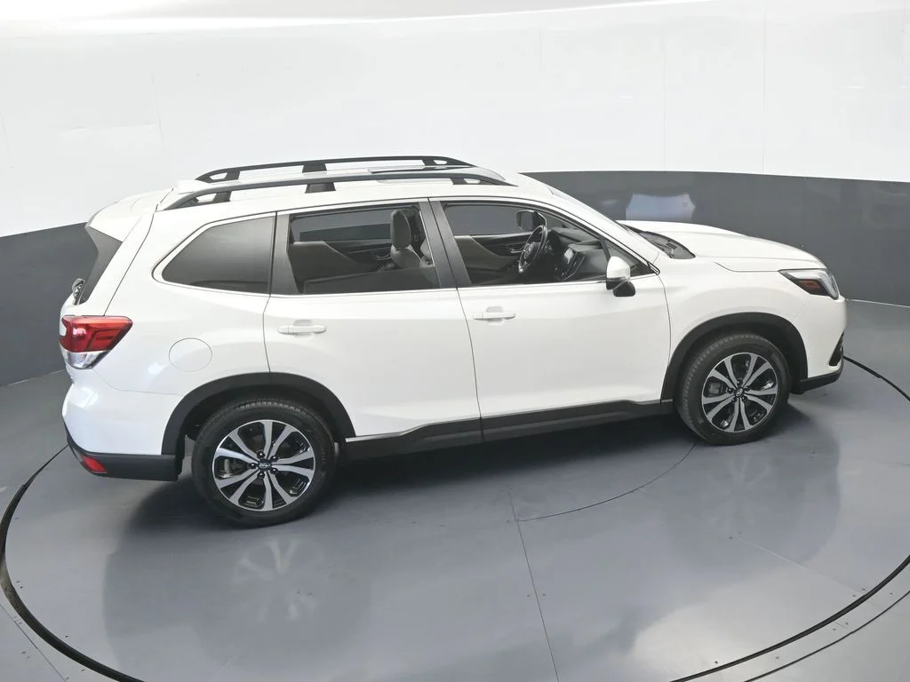 Used 2022 Crystal White Pearl Subaru Limited image 51