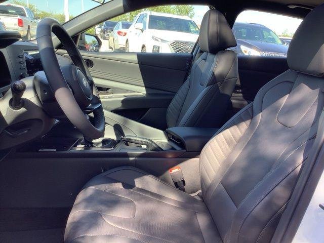 New 2026 White Hyundai SEL Sport image 14