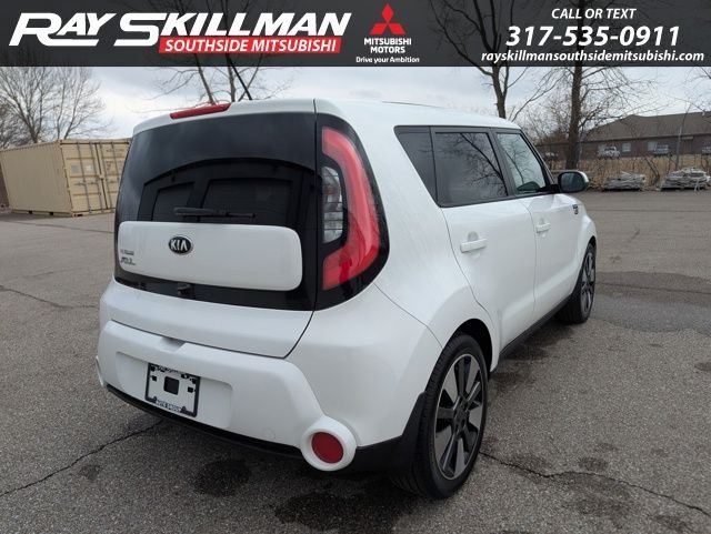 Used 2015 White Kia Exclaim image 5