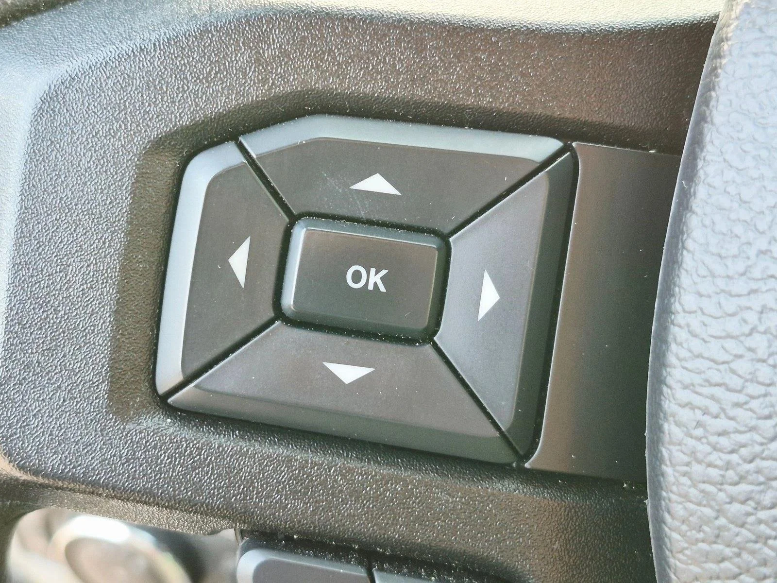 Used 2019 Ingot Silver Metallic Ford XL image 10