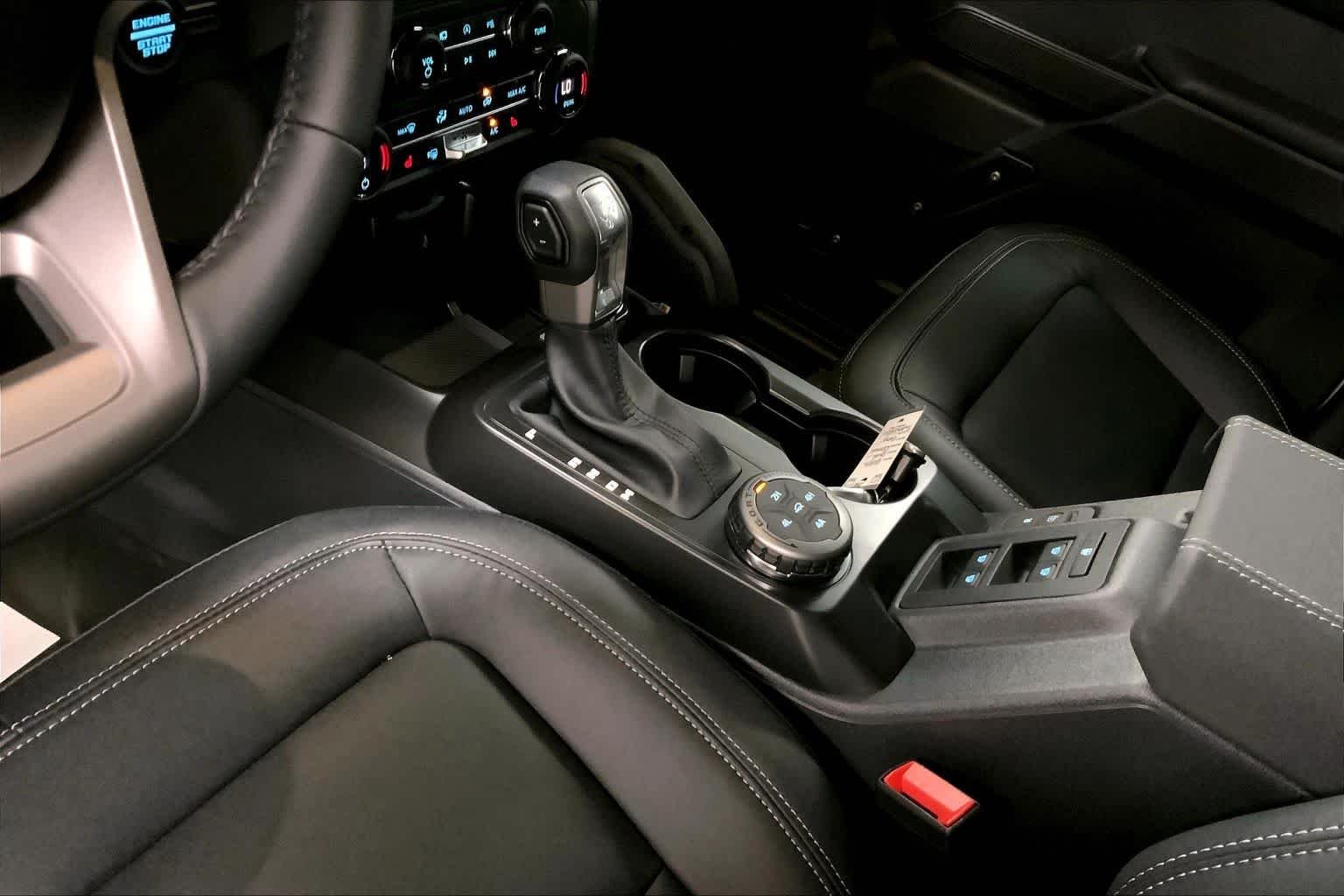 New 2026 Avalanche Gray Ford Badlands® image 6