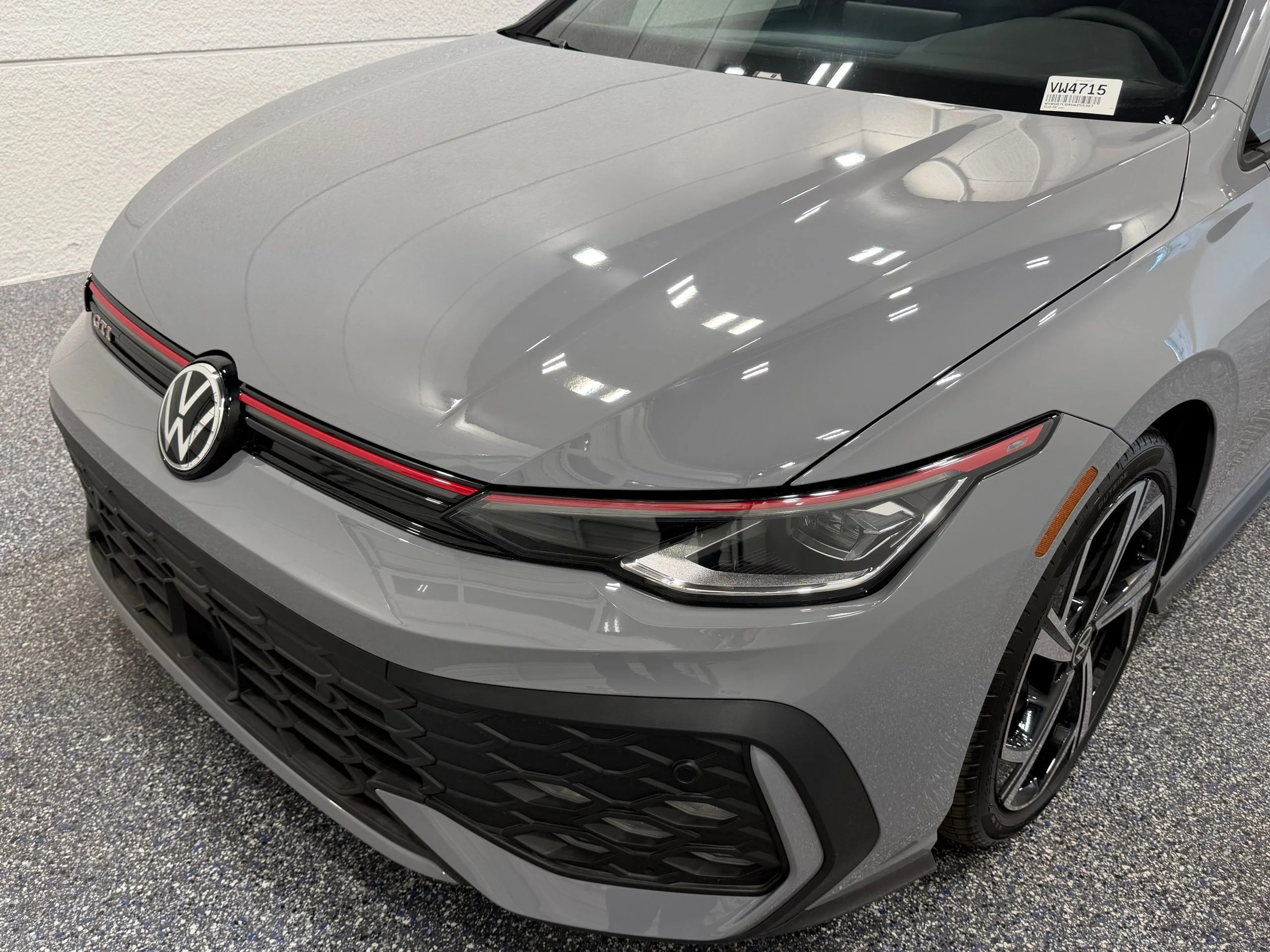 2025 Volkswagen Golf GTI SE - Photo 15