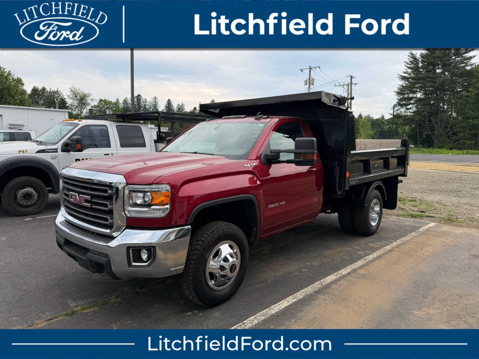 2019 GMC Sierra 4WD Regular Cab Chassis LWB SLE's photo