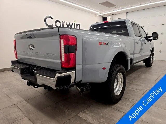 New 2027 Glacier Gray Metallic Tri-Coat Ford F-350® Lariat® image 5
