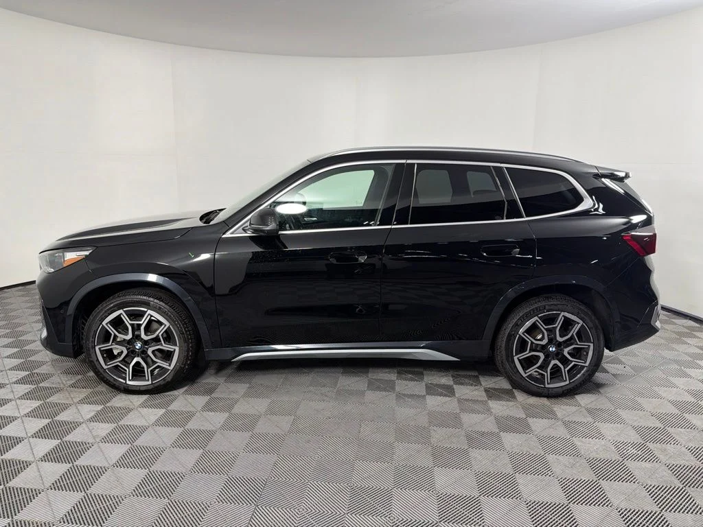 2026 BMW X1 28i - Photo 8