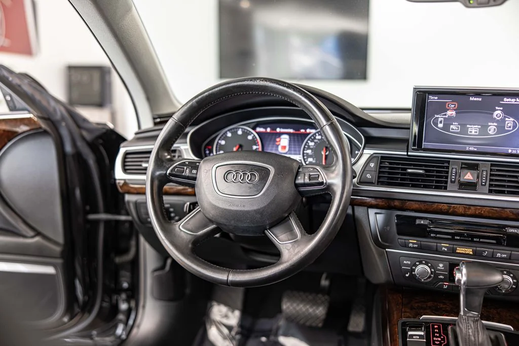 Used 2013 Black Audi  image 35