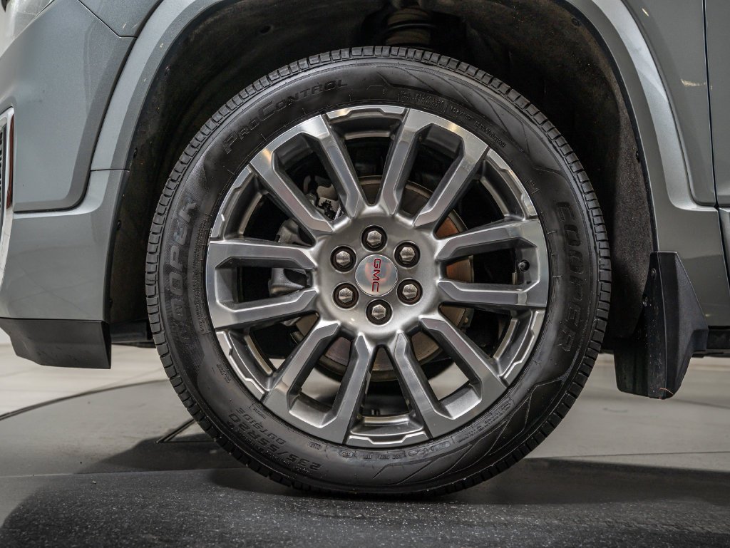 Used 2023 Sterling Metallic GMC Denali image 10