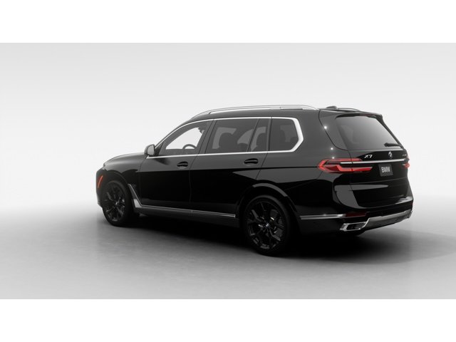 2027 BMW X7 photo 2