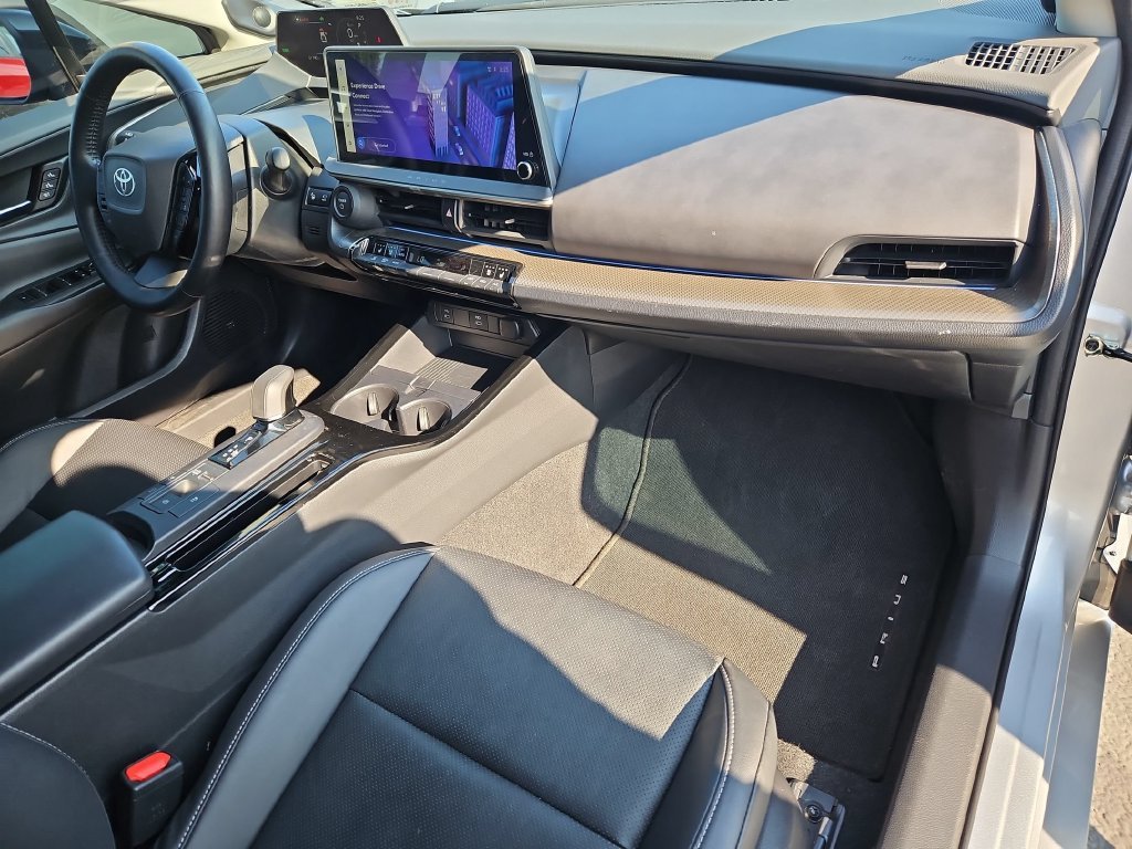 Used 2024 Cutting Edge Toyota Limited image 29