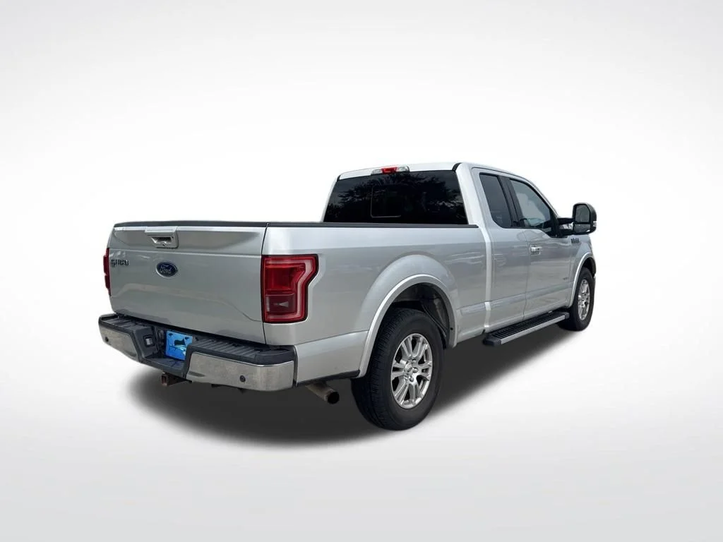Used 2016 Ingot Silver Ford Lariat image 5