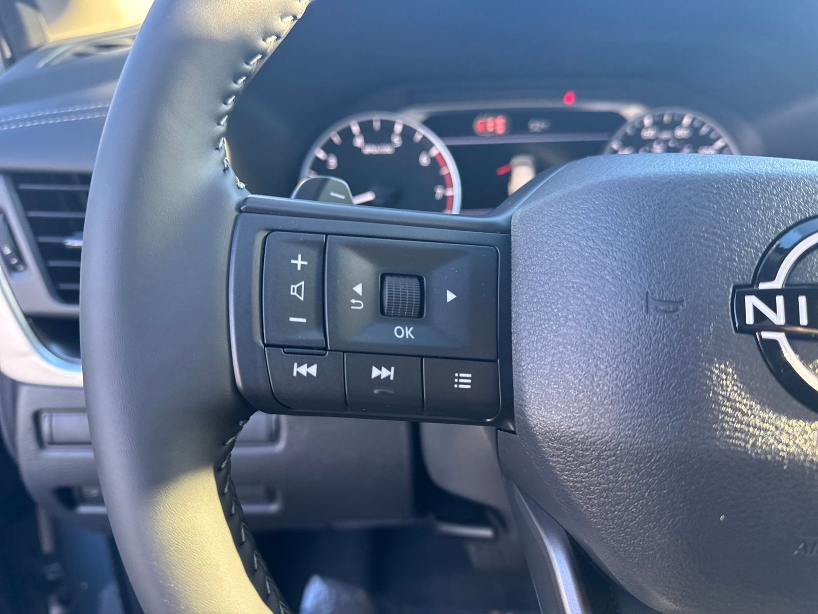 New 2026 Nissan Rogue Dark Armor 4D Sport Utility