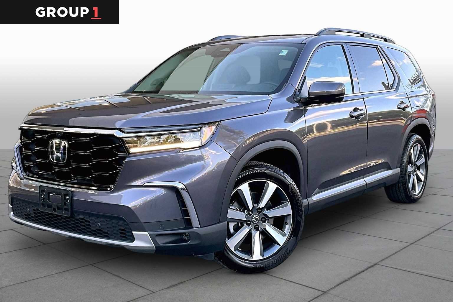 2025 Honda Pilot Elite AWD's photo