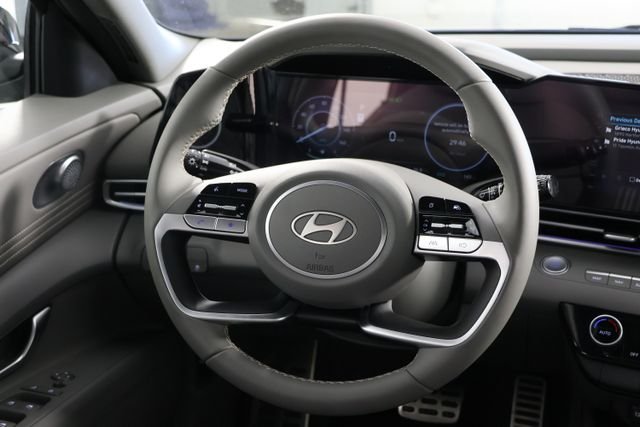 2025 Hyundai Elantra Blue - Photo 10