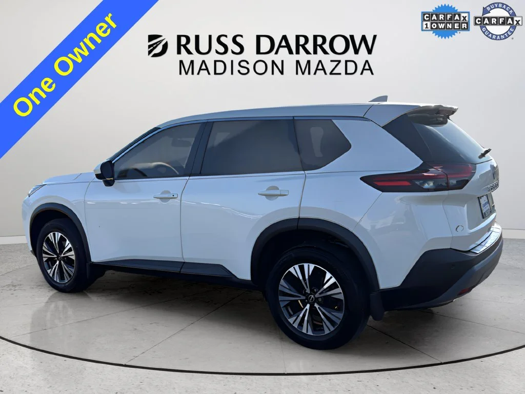 Used 2023 White Nissan SV image 3