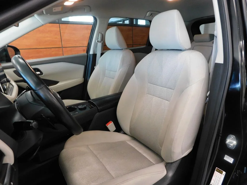 Certified Used 2025 Super Black Nissan SV image 18