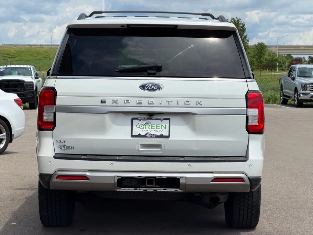 Used 2022 White Ford XLT image 8