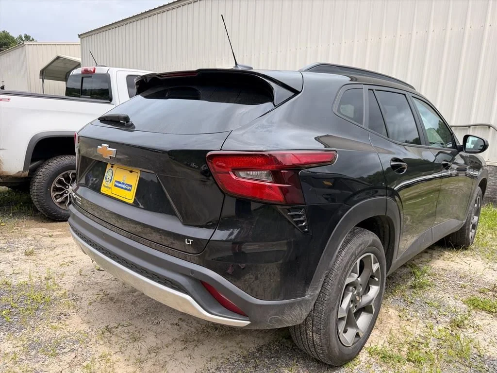 Used 2025 Black Chevrolet LT image 12