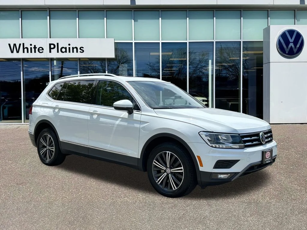Used 2019 White Volkswagen 2.0T SEL image 1