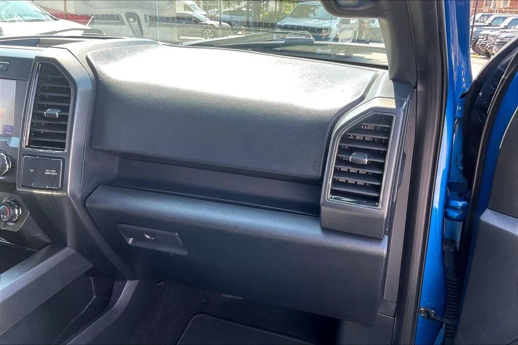 Used 2019  Ford XLT image 15