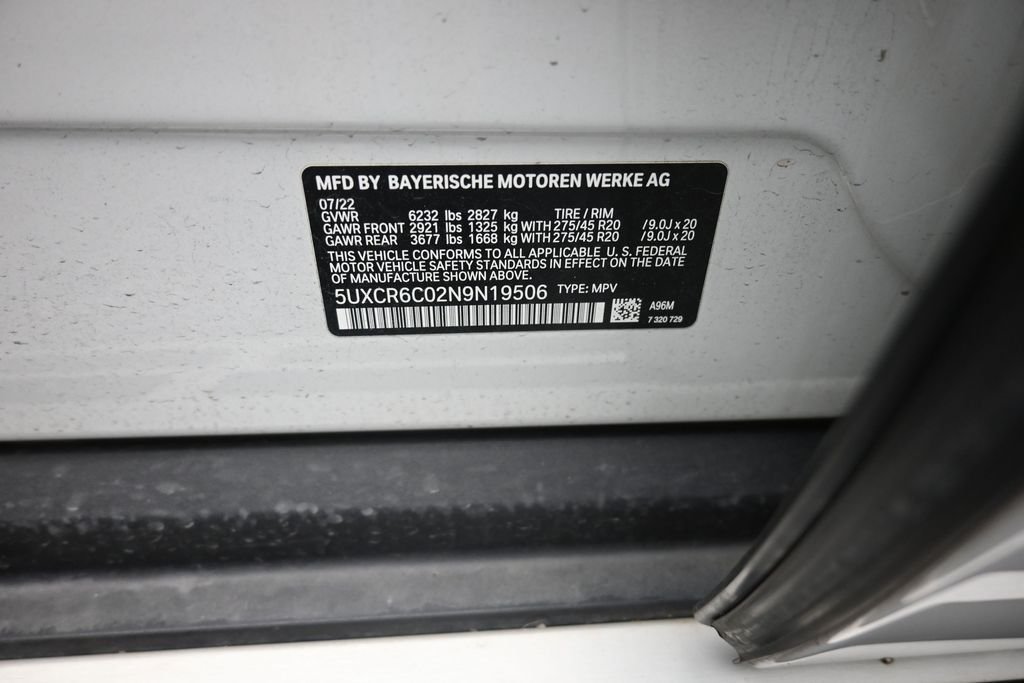 Used 2022 White BMW xDrive40i image 19