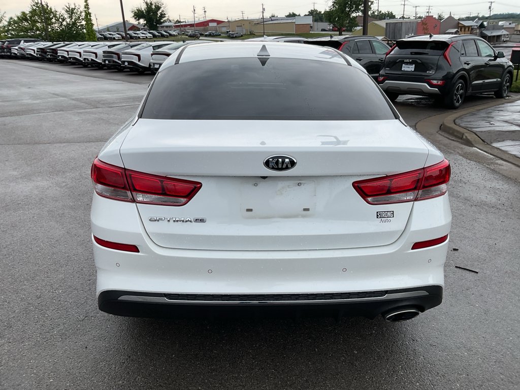 Used 2020 Snow White Pearl Kia LX image 8
