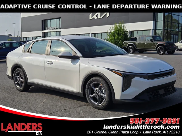 2026 Kia K4 LXS
