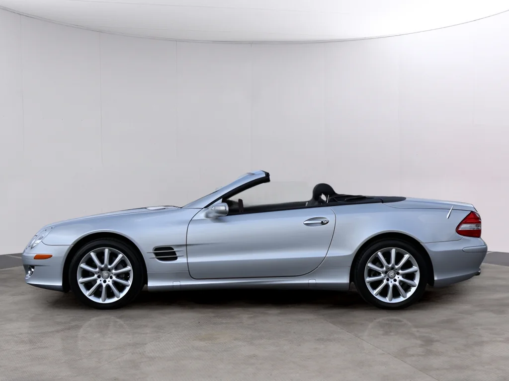 Used 2008 Iridium Silver Metallic Mercedes-Benz SL 550 image 4
