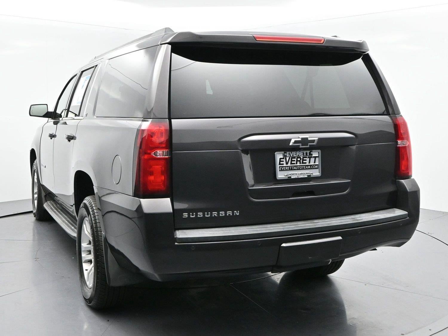 Used 2018 TUNGSTEN METALLIC Chevrolet LT image 6