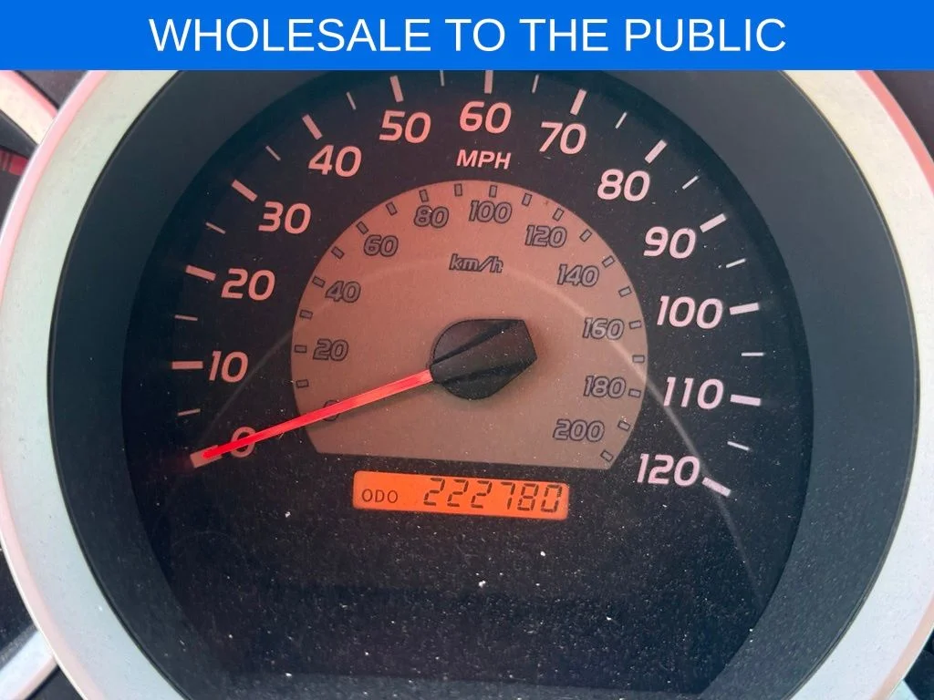 Used 2009  Toyota Base image 14