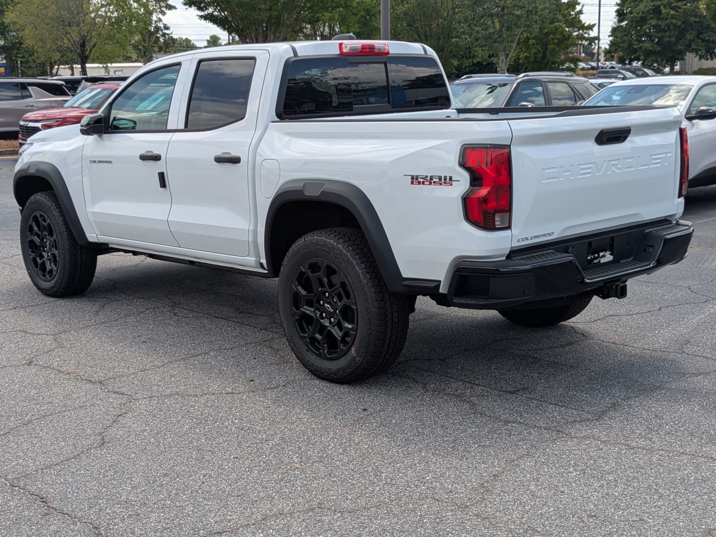 2026 Chevrolet Colorado Trail Boss - Photo 6