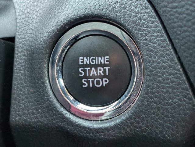 Used 2025 White Toyota XLE image 26