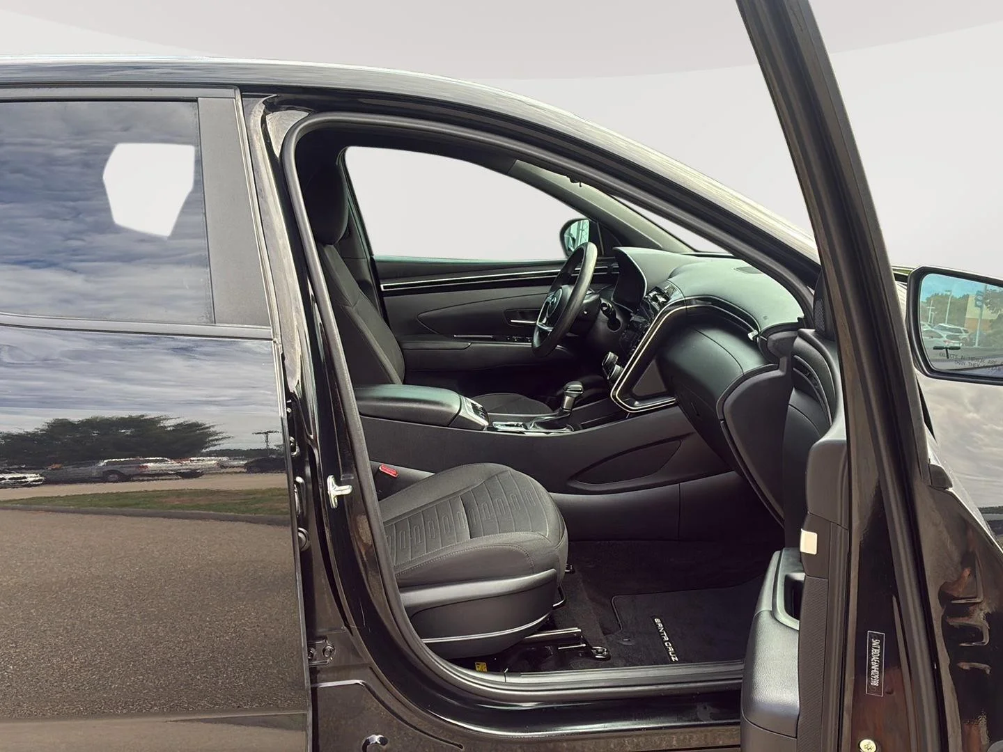 Used 2022 Phantom Black Hyundai SEL image 12