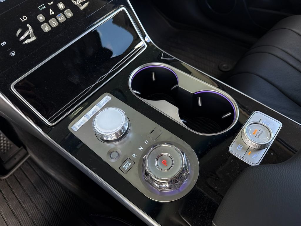 New 2026 White Genesis 2.5T image 22
