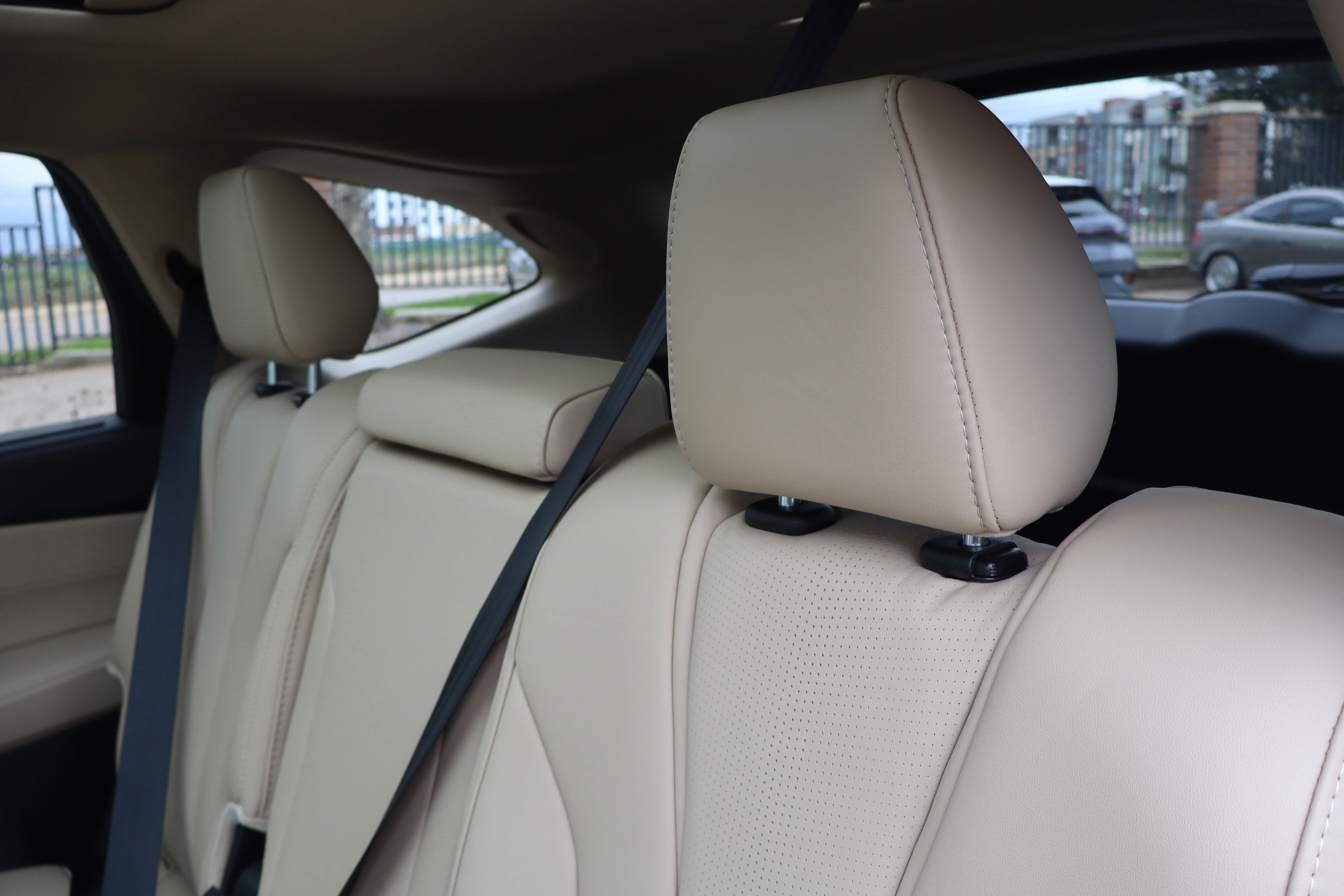 New 2026 Platinum White Pearl Acura w/Technology Package image 25