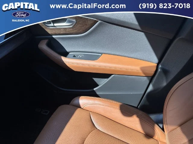 Used 2025  Audi 55 Prestige image 29